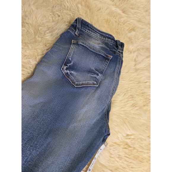 Miss Me embroidered Hem JEANS scalloped size 30 Cropped 28" Waist Low Rise - Picture 9 of 11